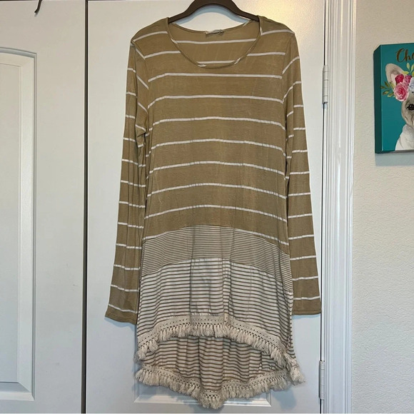 Altar’d State stripp tan dress, size Large - Picture 2 of 7